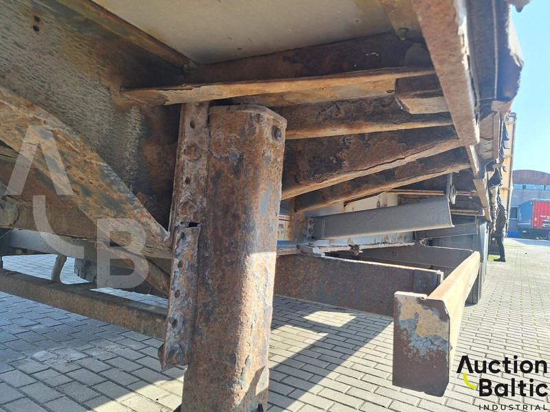 Semi-remorque rideaux coulissants Krone SDP 27: photos 18