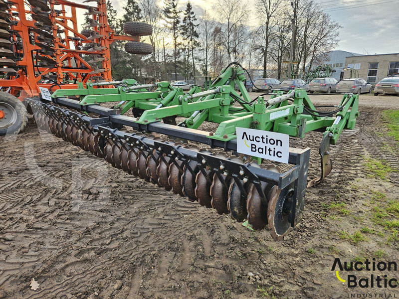 Laumetris DPL-4 - Décompacteur: photos 3 Laumetris DPL-4 - Décompacteur: photos 3