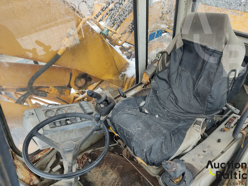 Liebherr 902 Litronic - Pelle sur pneus: photos 5 Liebherr 902 Litronic - Pelle sur pneus: photos 5