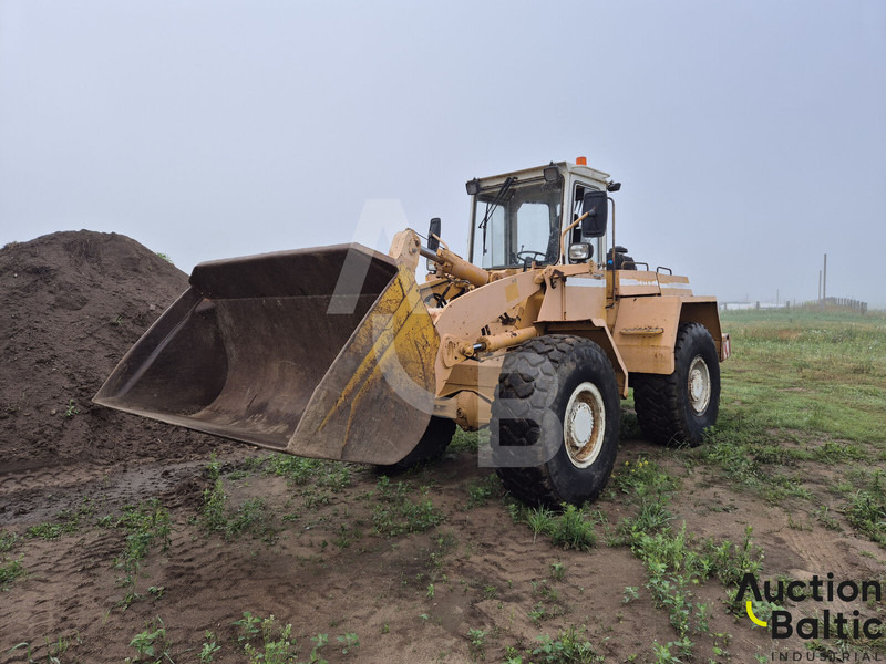 Liebherr L 531 - Chargeuse sur pneus: photos 1 Liebherr L 531 - Chargeuse sur pneus: photos 1