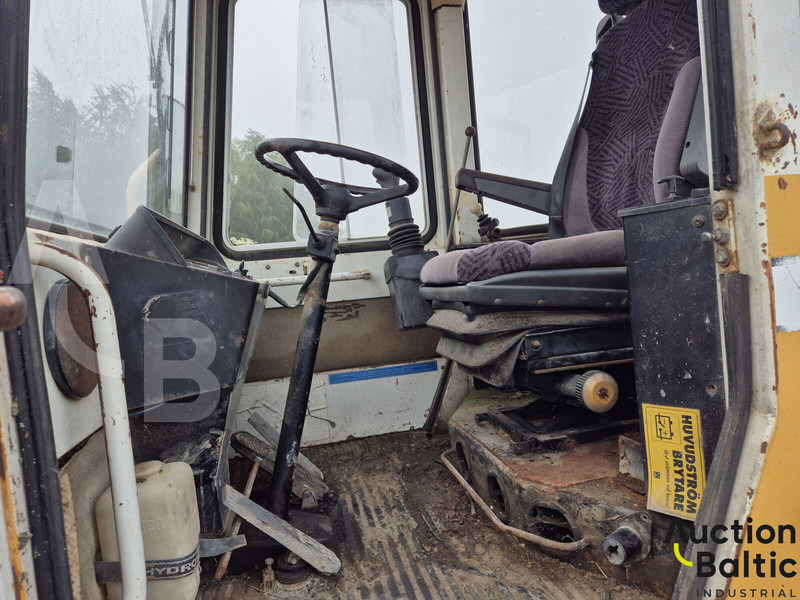 Liebherr L 531 - Chargeuse sur pneus: photos 5 Liebherr L 531 - Chargeuse sur pneus: photos 5