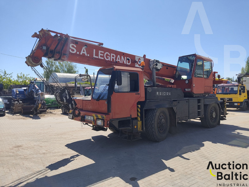 Liebherr LTM 1025 - Grue tout-terrain: photos 4 Liebherr LTM 1025 - Grue tout-terrain: photos 4