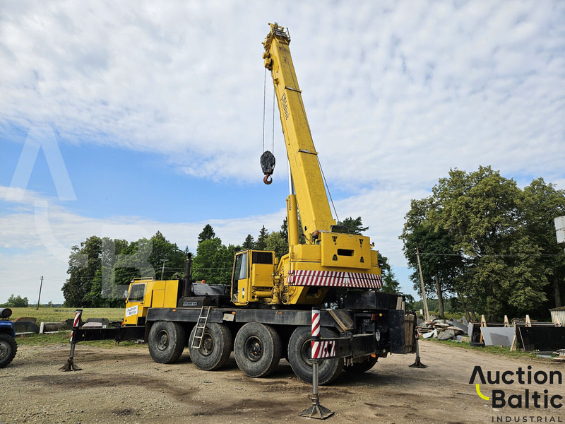 Liebherr LTM 1060 - Grue tout-terrain: photos 5 Liebherr LTM 1060 - Grue tout-terrain: photos 5
