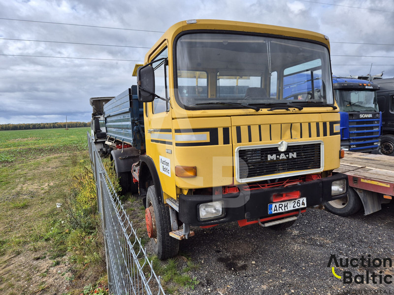 MAN 16.192 - Camion benne: photos 2 MAN 16.192 - Camion benne: photos 2