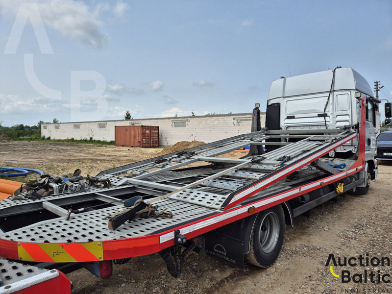 MAN TGL10.250 - Camion porte-voitures: photos 3 MAN TGL10.250 - Camion porte-voitures: photos 3