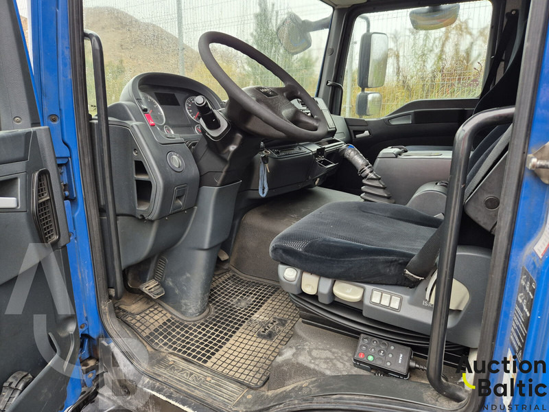 MAN TGL12.220 BL - Camion fourgon: photos 5 MAN TGL12.220 BL - Camion fourgon: photos 5