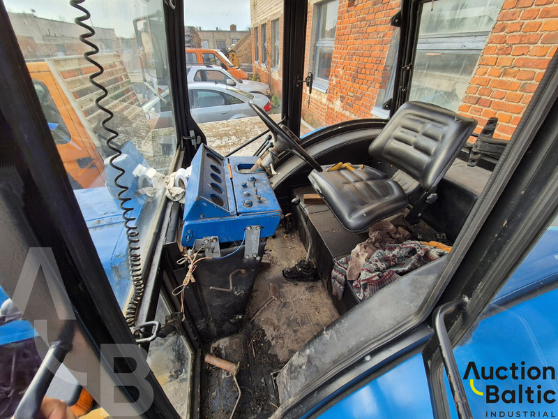 MTZ Belarus MTZ Belarus-82 - Tracteur agricole: photos 5 MTZ Belarus MTZ Belarus-82 - Tracteur agricole: photos 5