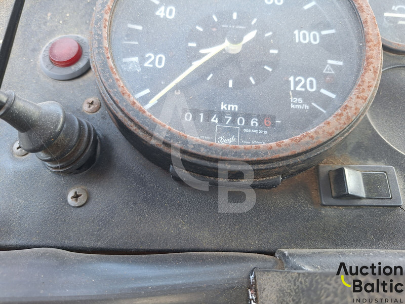 Magirus 130 M 8 - Camion plateau, Camion grue: photos 5 Magirus 130 M 8 - Camion plateau, Camion grue: photos 5