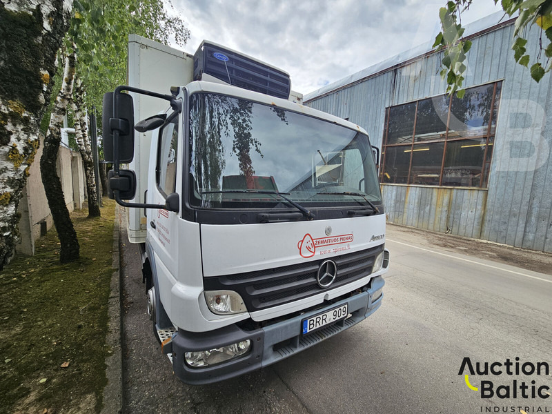 Mercedes-Benz 1018 - Camion frigorifique: photos 2 Mercedes-Benz 1018 - Camion frigorifique: photos 2