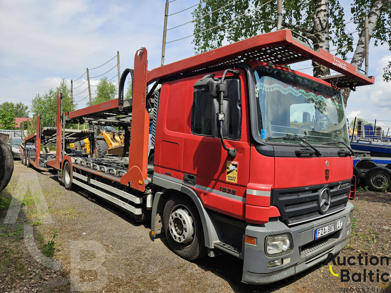 Mercedes-Benz 1836 - Camion porte-voitures: photos 3 Mercedes-Benz 1836 - Camion porte-voitures: photos 3