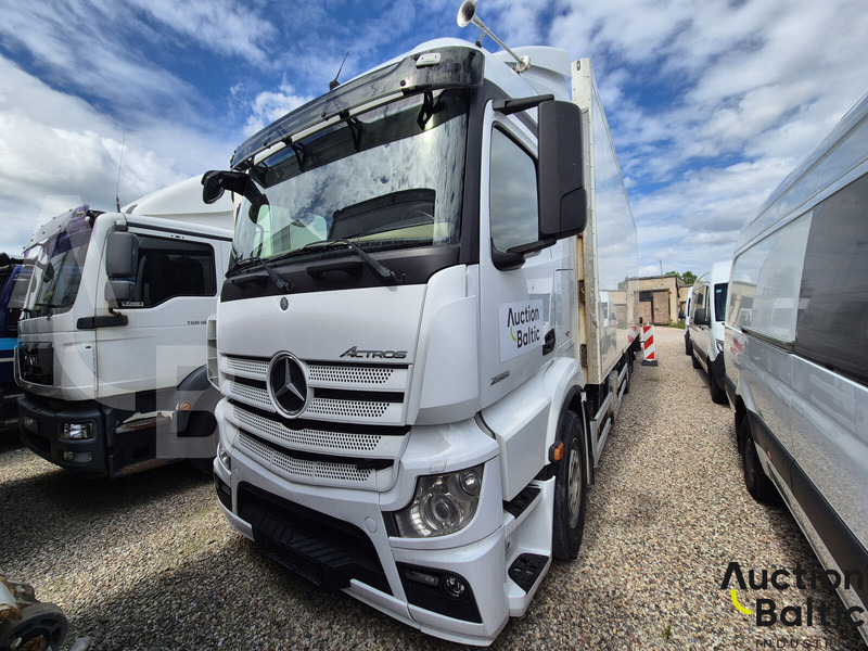 Mercedes-Benz Actros 2551 - Camion fourgon: photos 1 Mercedes-Benz Actros 2551 - Camion fourgon: photos 1