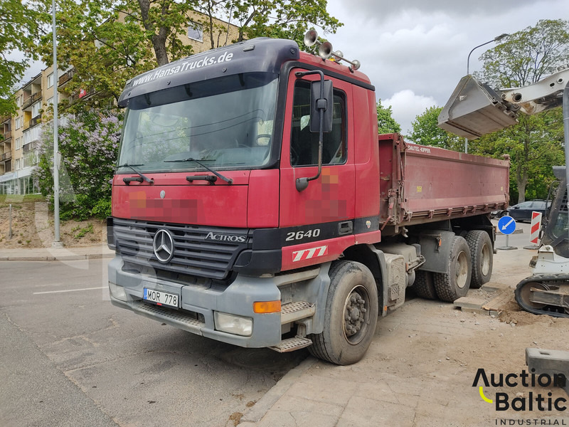 Mercedes-Benz Actros 2640 - Camion benne: photos 1 Mercedes-Benz Actros 2640 - Camion benne: photos 1