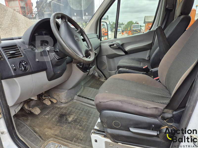 Mercedes-Benz Sprinter - Utilitaire rideaux coulissants (PLSC): photos 4 Mercedes-Benz Sprinter - Utilitaire rideaux coulissants (PLSC): photos 4