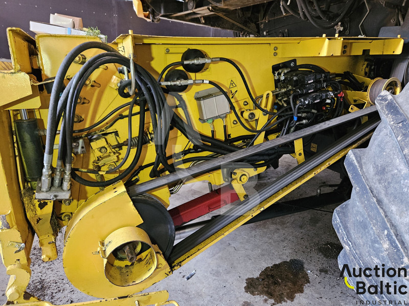 New Holland CR 9080 en crédit-bail New Holland CR 9080: photos 17