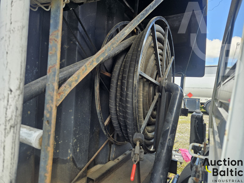 Camion citerne Renault Midliner S 150: photos 8