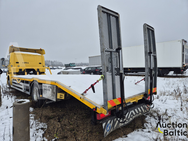 Scania P 230 - Remorqueuse: photos 4 Scania P 230 - Remorqueuse: photos 4