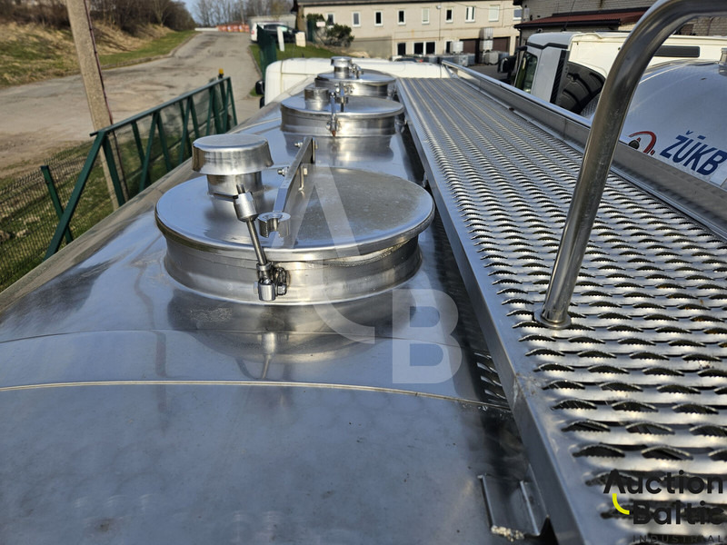 Camion citerne pour transport de lait Scania P 230: photos 16