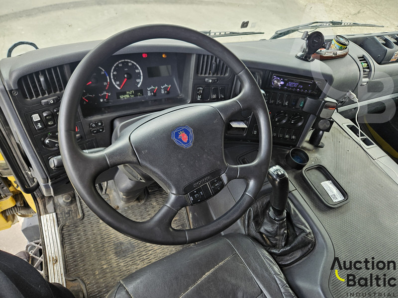 Remorqueuse Scania P 380: photos 6 Remorqueuse Scania P 380: photos 6