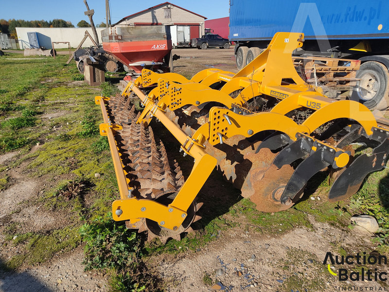 Staltech U35 - Cover crop: photos 2 Staltech U35 - Cover crop: photos 2