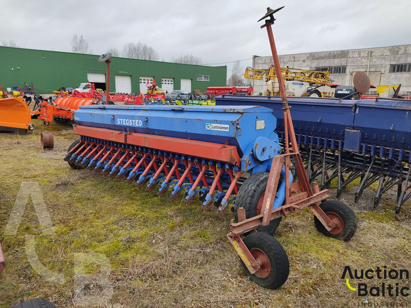 Stegsted 4M.33R - Semoir/ Planteuse: photos 2 Stegsted 4M.33R - Semoir/ Planteuse: photos 2