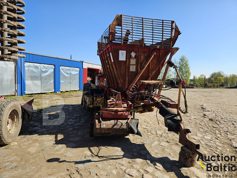 TIM MII SA T-85 - Moissonneuse-batteuse: photos 5 TIM MII SA T-85 - Moissonneuse-batteuse: photos 5