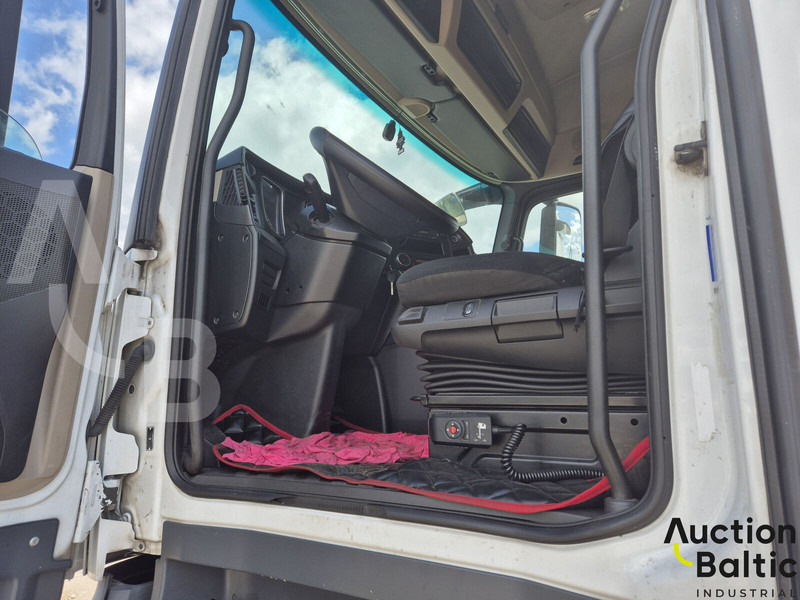 Tracteur routier Mercedes-Benz Actros 1843: photos 6