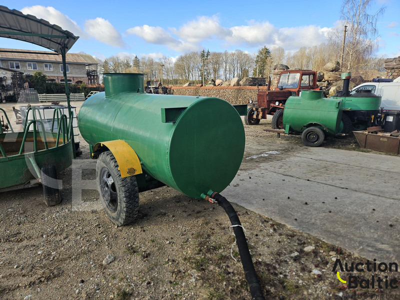 Trailer with tank - Remorque citerne: photos 1 Trailer with tank - Remorque citerne: photos 1