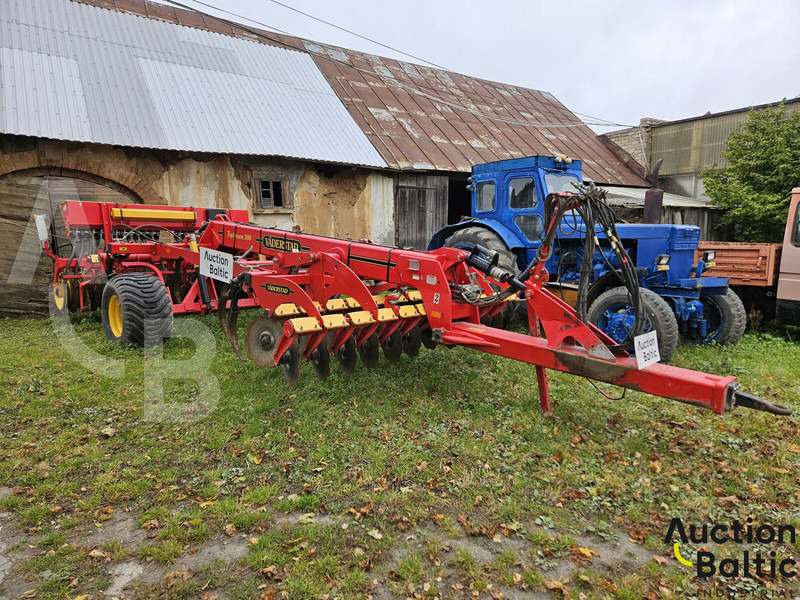 Vaderstad TD300 - Combiné de semis: photos 2 Vaderstad TD300 - Combiné de semis: photos 2
