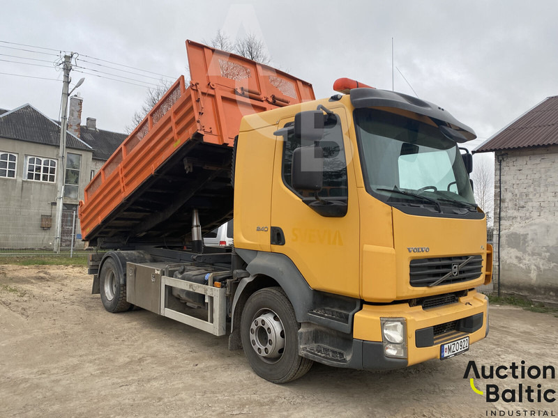 Volvo FL 240 4x2 - Camion benne: photos 1 Volvo FL 240 4x2 - Camion benne: photos 1
