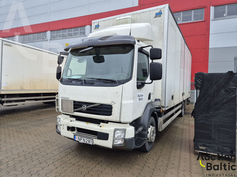 Volvo FL240 - Camion fourgon: photos 2 Volvo FL240 - Camion fourgon: photos 2