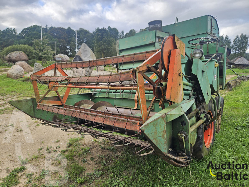 Westerasmaskiner AB AKTIV 800 - Moissonneuse-batteuse: photos 3 Westerasmaskiner AB AKTIV 800 - Moissonneuse-batteuse: photos 3