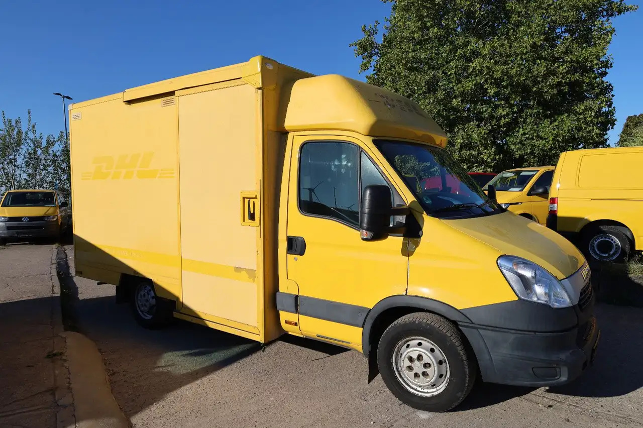 Iveco Daily/ Regalsystem/Luftfeder/KURZ/1. Hand - Fourgon grand volume: photos 2 Iveco Daily/ Regalsystem/Luftfeder/KURZ/1. Hand - Fourgon grand volume: photos 2