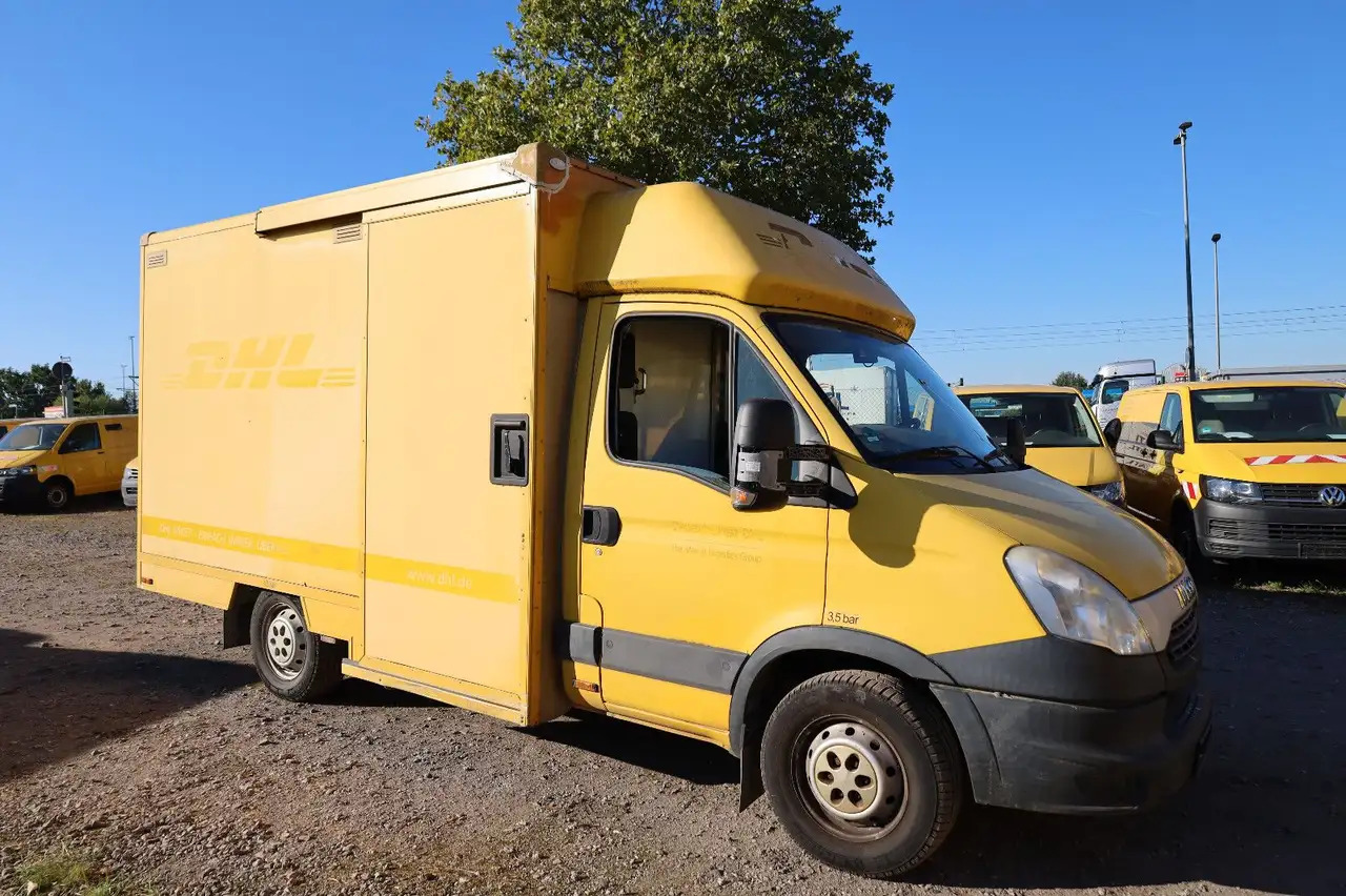 Iveco Daily/ Regalsystem/Luftfeder/KURZ/1. Hand - Fourgon grand volume: photos 1 Iveco Daily/ Regalsystem/Luftfeder/KURZ/1. Hand - Fourgon grand volume: photos 1