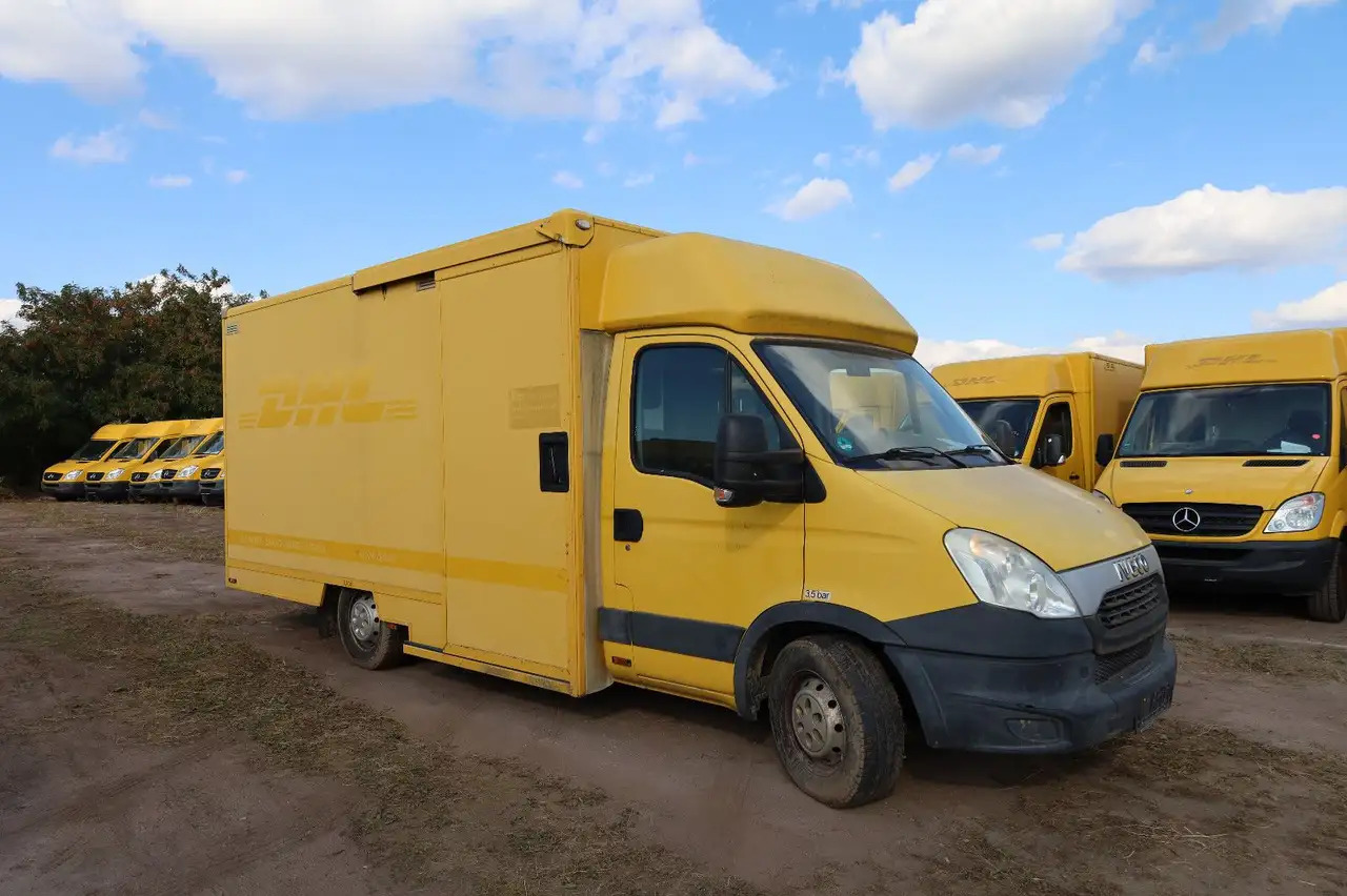 Iveco IS35SI2AA Daily/ Regalsystem/Luftfeder/1. Hand - Fourgon grand volume: photos 3 Iveco IS35SI2AA Daily/ Regalsystem/Luftfeder/1. Hand - Fourgon grand volume: photos 3