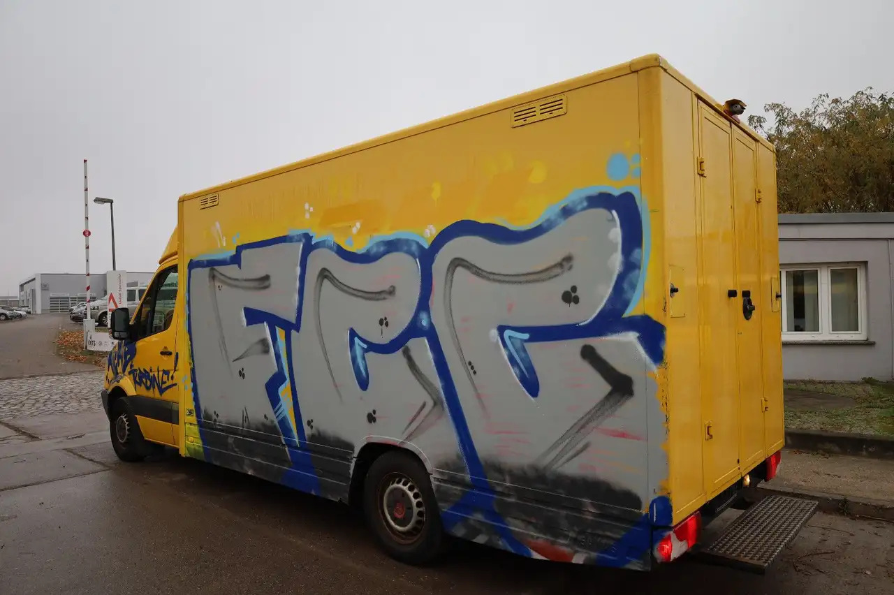 Mercedes-Benz Sprinter/ Koffer/Regalsystem - Fourgon grand volume: photos 3 Mercedes-Benz Sprinter/ Koffer/Regalsystem - Fourgon grand volume: photos 3