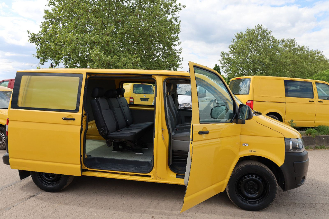 Volkswagen T5 Transporter Kasten-Kombi 2.0 TDI/EU5/5-Sitze - Transport de personnes: photos 1 Volkswagen T5 Transporter Kasten-Kombi 2.0 TDI/EU5/5-Sitze - Transport de personnes: photos 1