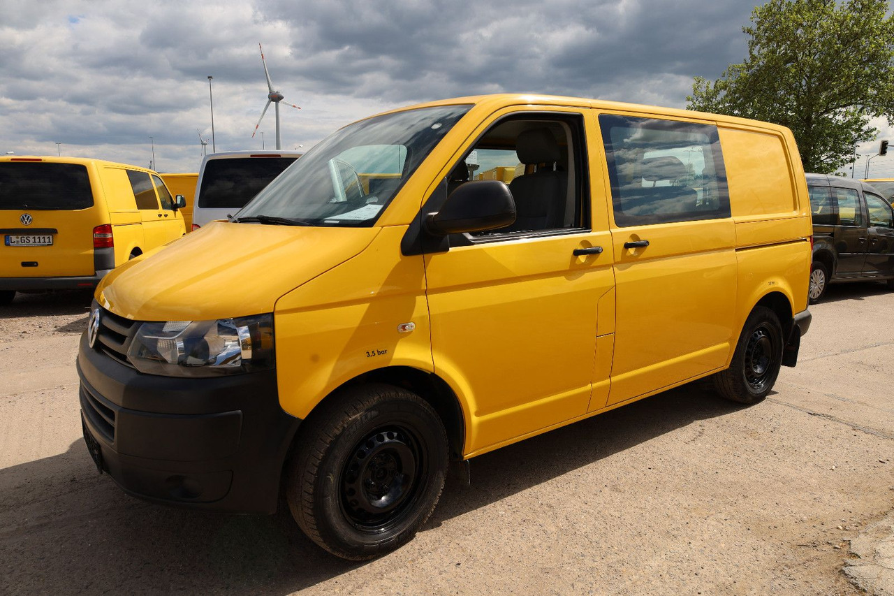 Volkswagen T5 Transporter Kasten-Kombi 2.0 TDI/EU5/5-Sitze - Transport de personnes: photos 4 Volkswagen T5 Transporter Kasten-Kombi 2.0 TDI/EU5/5-Sitze - Transport de personnes: photos 4