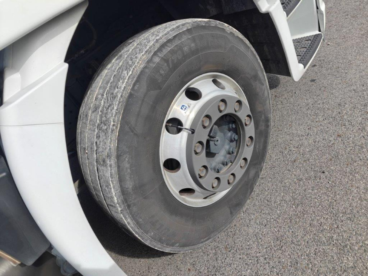 IVECO Stralis AS440S46T/PLNG Intarder Klima Luftfeder ZV - Tracteur routier: photos 5 IVECO Stralis AS440S46T/PLNG Intarder Klima Luftfeder ZV - Tracteur routier: photos 5