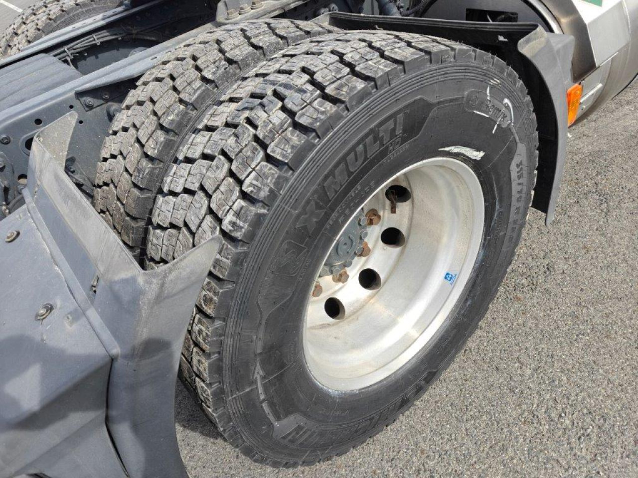 IVECO Stralis AS440S46T/PLNG Intarder Klima Luftfeder ZV - Tracteur routier: photos 4 IVECO Stralis AS440S46T/PLNG Intarder Klima Luftfeder ZV - Tracteur routier: photos 4