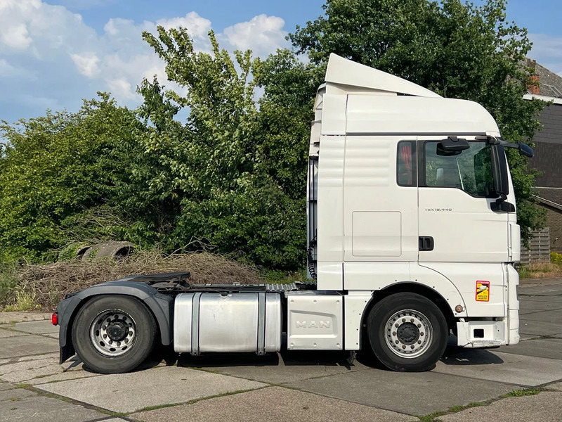 MAN TGX 18.440 Retarder***2xdieseltanks***TGX 18.440 2017*** - Tracteur routier: photos 5 MAN TGX 18.440 Retarder***2xdieseltanks***TGX 18.440 2017*** - Tracteur routier: photos 5