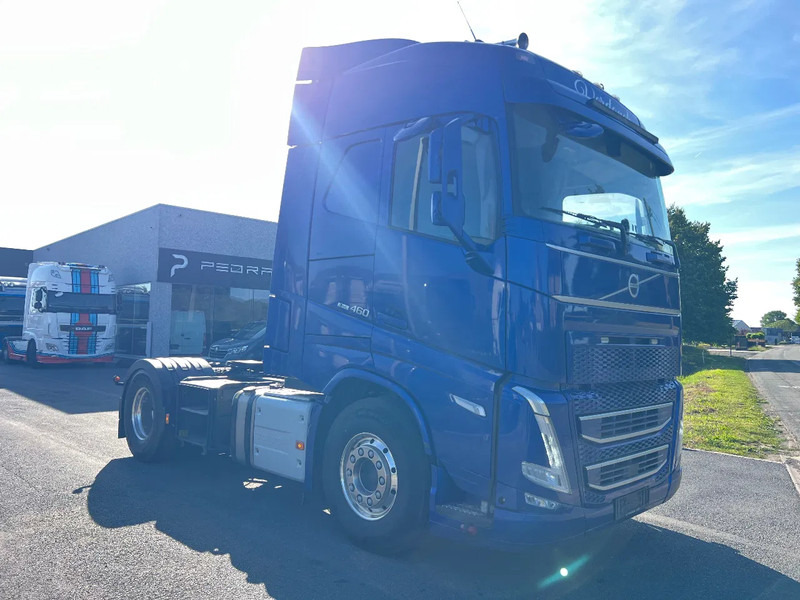 Volvo FH 460 LNG+Diesel **FH460 2022** - Tracteur routier: photos 5 Volvo FH 460 LNG+Diesel **FH460 2022** - Tracteur routier: photos 5