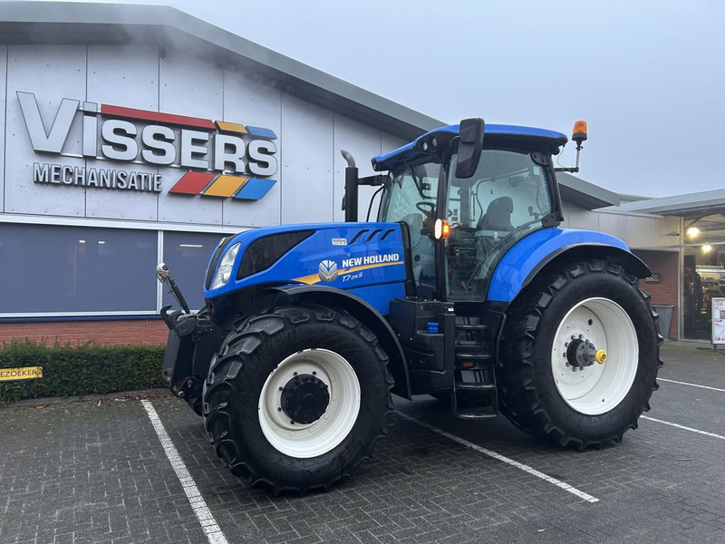 New Holland New Holland T7.215S - Tracteur agricole: photos 1 New Holland New Holland T7.215S - Tracteur agricole: photos 1