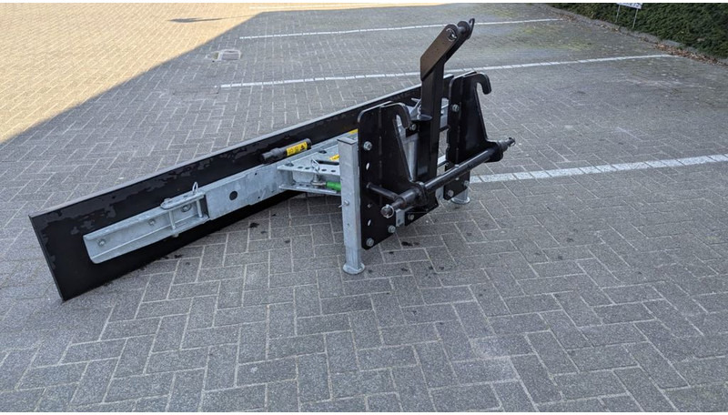 Zocon Rubberschuif 2.80 mtr Giant + 3-punts - Matériel d'élevage: photos 3 Zocon Rubberschuif 2.80 mtr Giant + 3-punts - Matériel d'élevage: photos 3