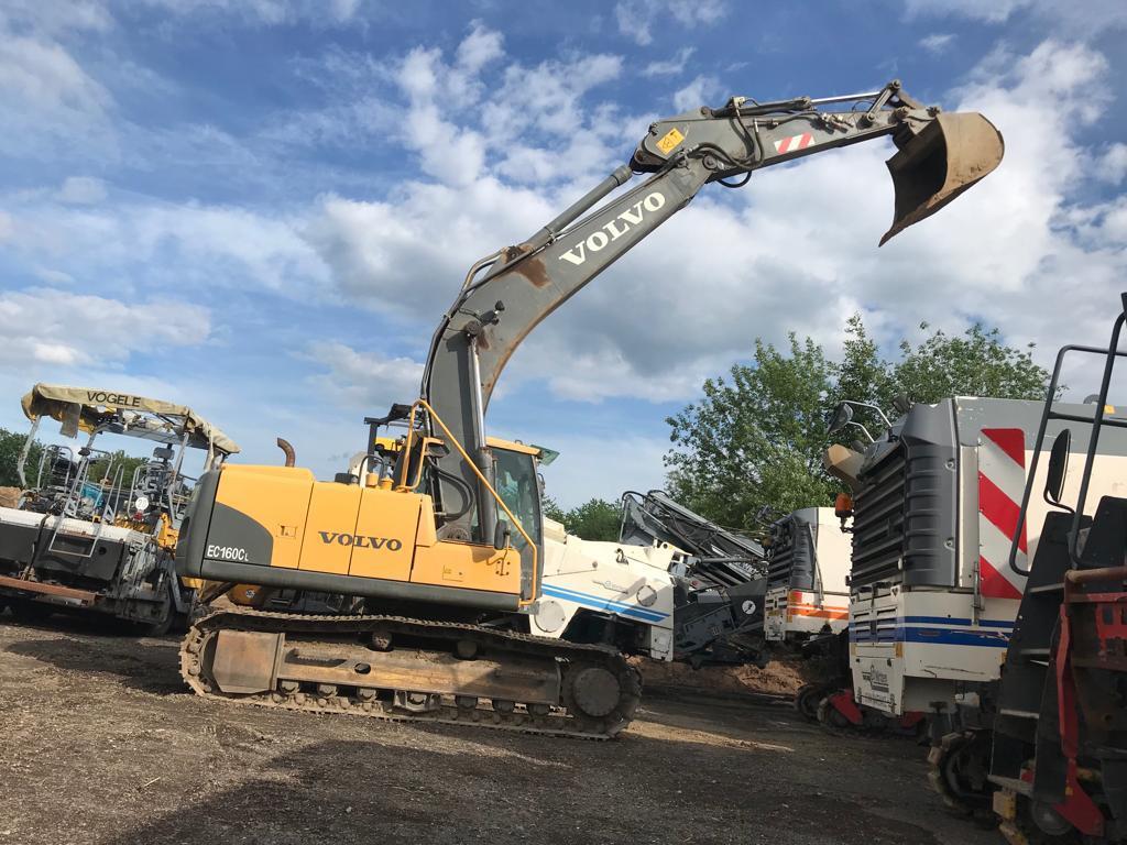 Volvo EC 160 CL well - Pelle sur chenille: photos 1 Volvo EC 160 CL well - Pelle sur chenille: photos 1