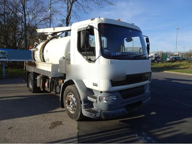 DAF LF55.220 jetter combi - Camion hydrocureur: photos 1 DAF LF55.220 jetter combi - Camion hydrocureur: photos 1