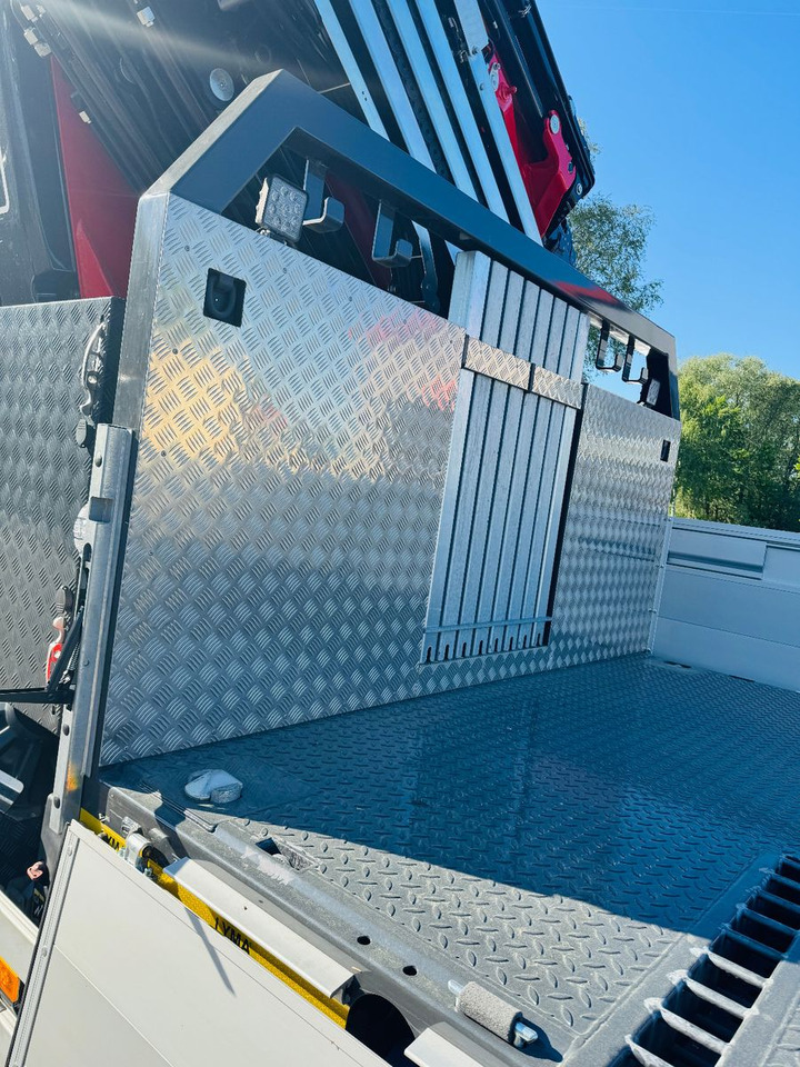 Volvo FH 500 8x2 mit F710RA.2.27 L426 und V20 Winde - Camion, Camion grue: photos 3 Volvo FH 500 8x2 mit F710RA.2.27 L426 und V20 Winde - Camion, Camion grue: photos 3