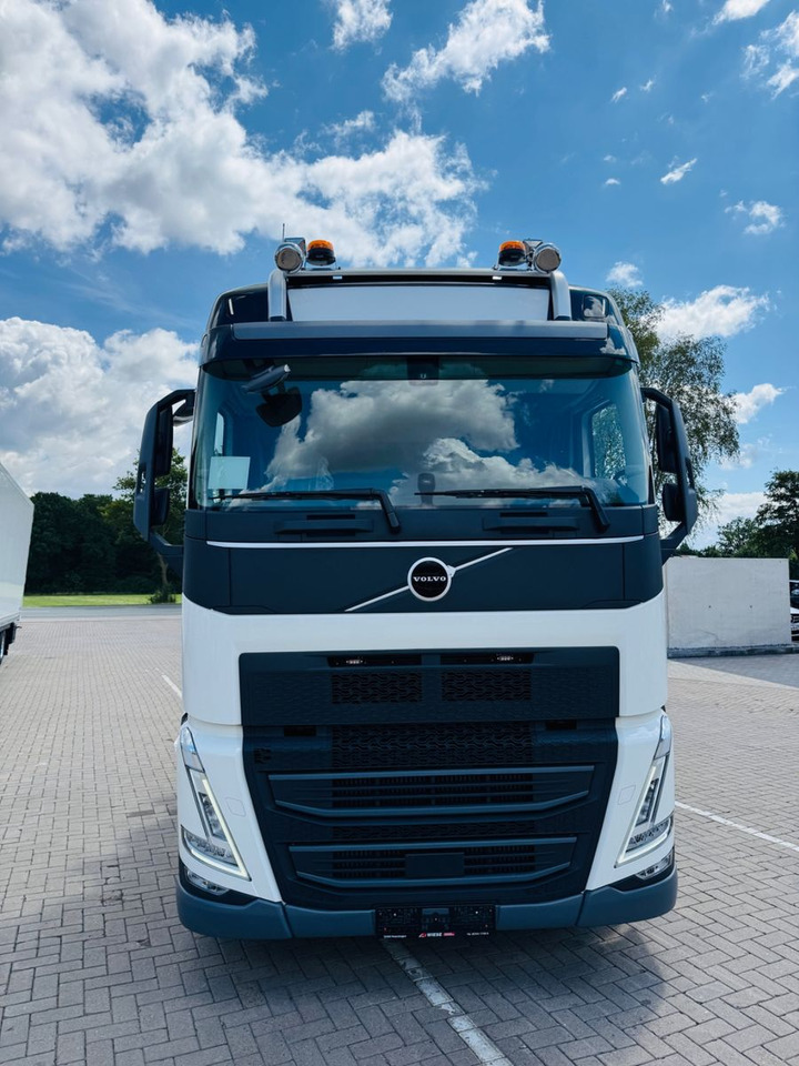 Camion, Camion grue Volvo FH540 6x2 Containerpritsche mit F545RA.2.26: photos 12