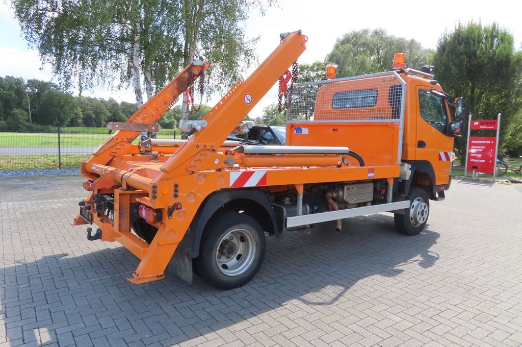 FUSO Canter 6 C 18 4x4 Kommunal Winterdienst - Camion multibenne: photos 2 FUSO Canter 6 C 18 4x4 Kommunal Winterdienst - Camion multibenne: photos 2