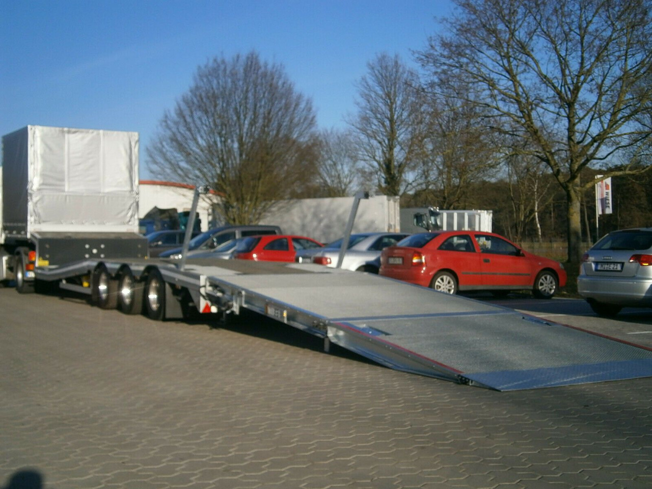 Gabelstaplertransporter Tiefbett Rampen - Semi-remorque surbaissé: photos 5 Gabelstaplertransporter Tiefbett Rampen - Semi-remorque surbaissé: photos 5