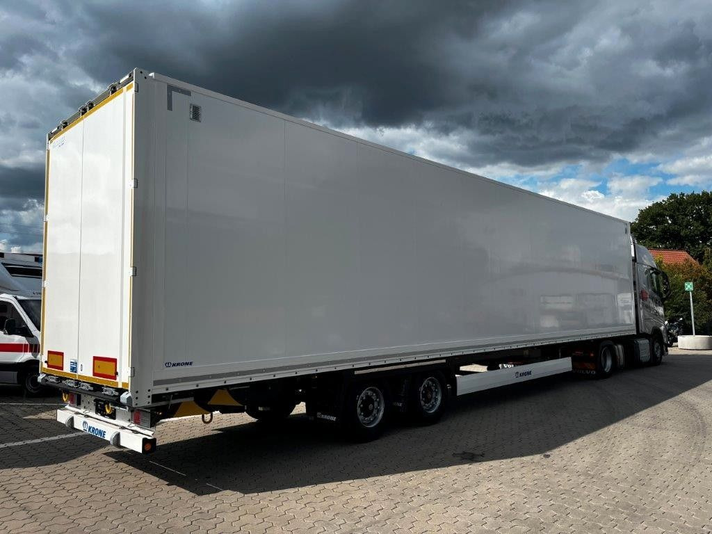 Krone SZK 18 Koffer Event Mega-Koffer 2.900 mm Höhe - Semi-remorque fourgon: photos 4 Krone SZK 18 Koffer Event Mega-Koffer 2.900 mm Höhe - Semi-remorque fourgon: photos 4
